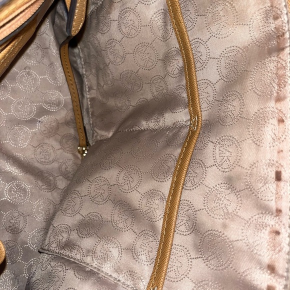 Michael Kors Brown Handbag - Picture 12 of 16